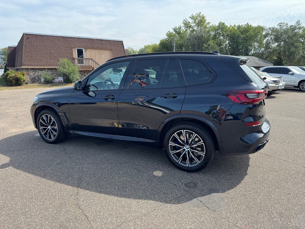 2022 BMW X5 Image 8