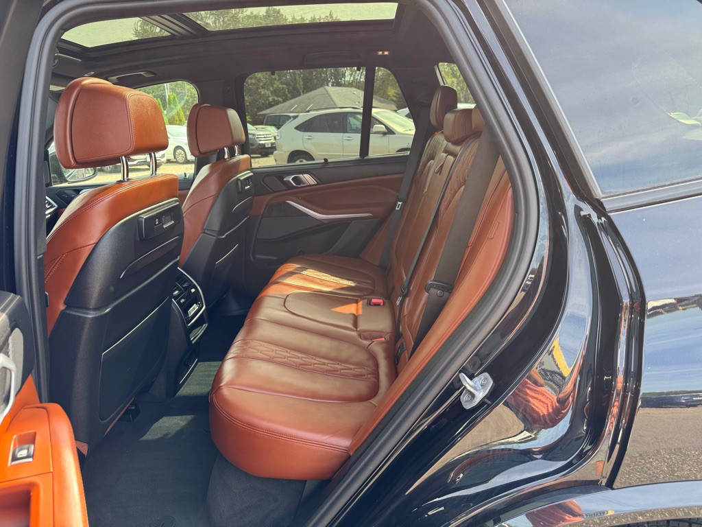 2022 BMW X5 Image 19