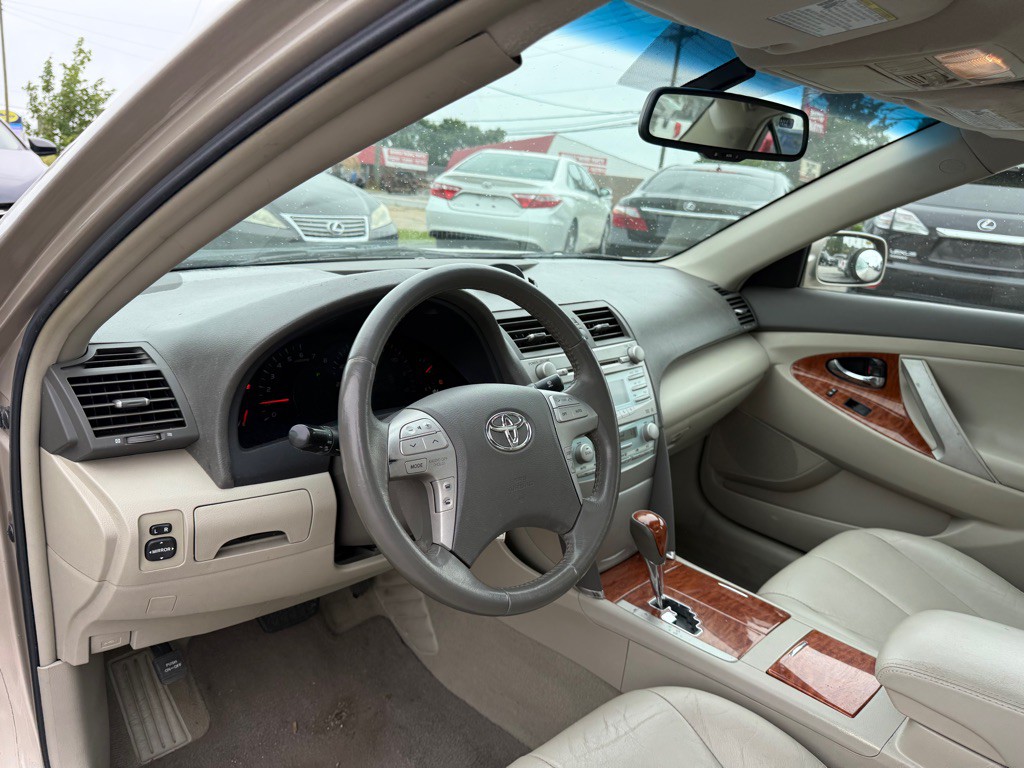 2008 Toyota Camry Image 10