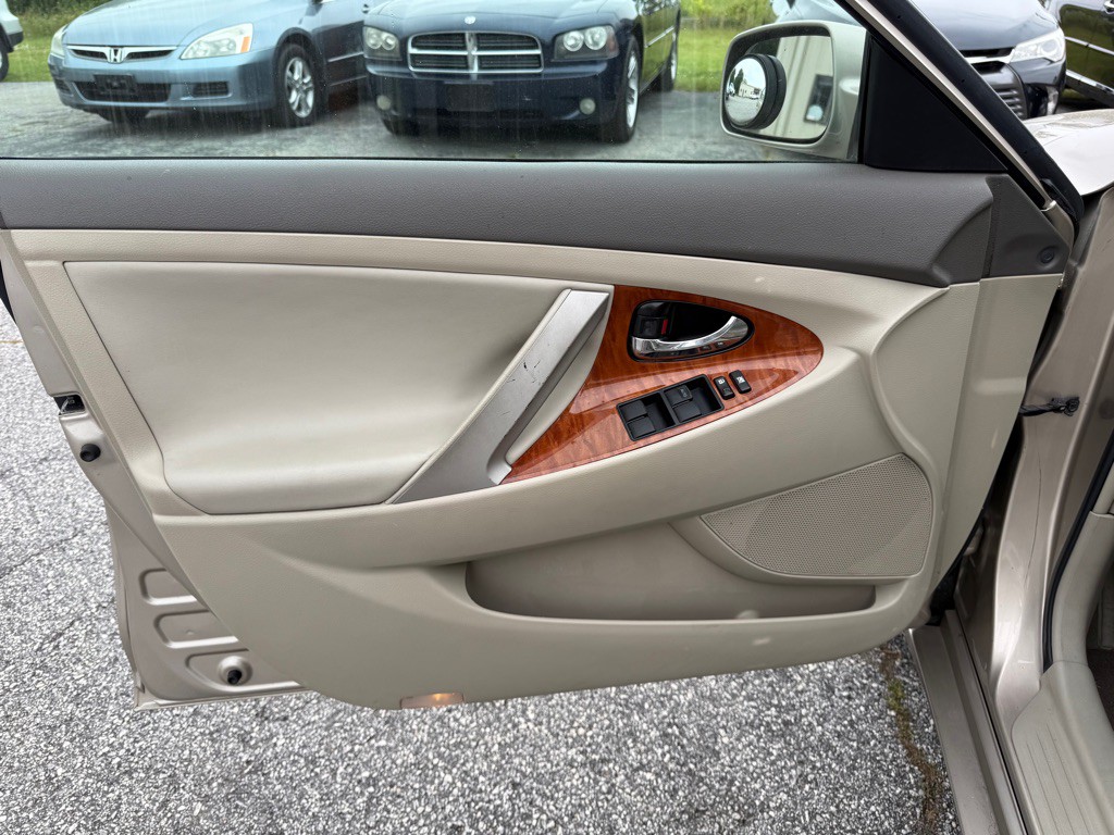 2008 Toyota Camry Image 12