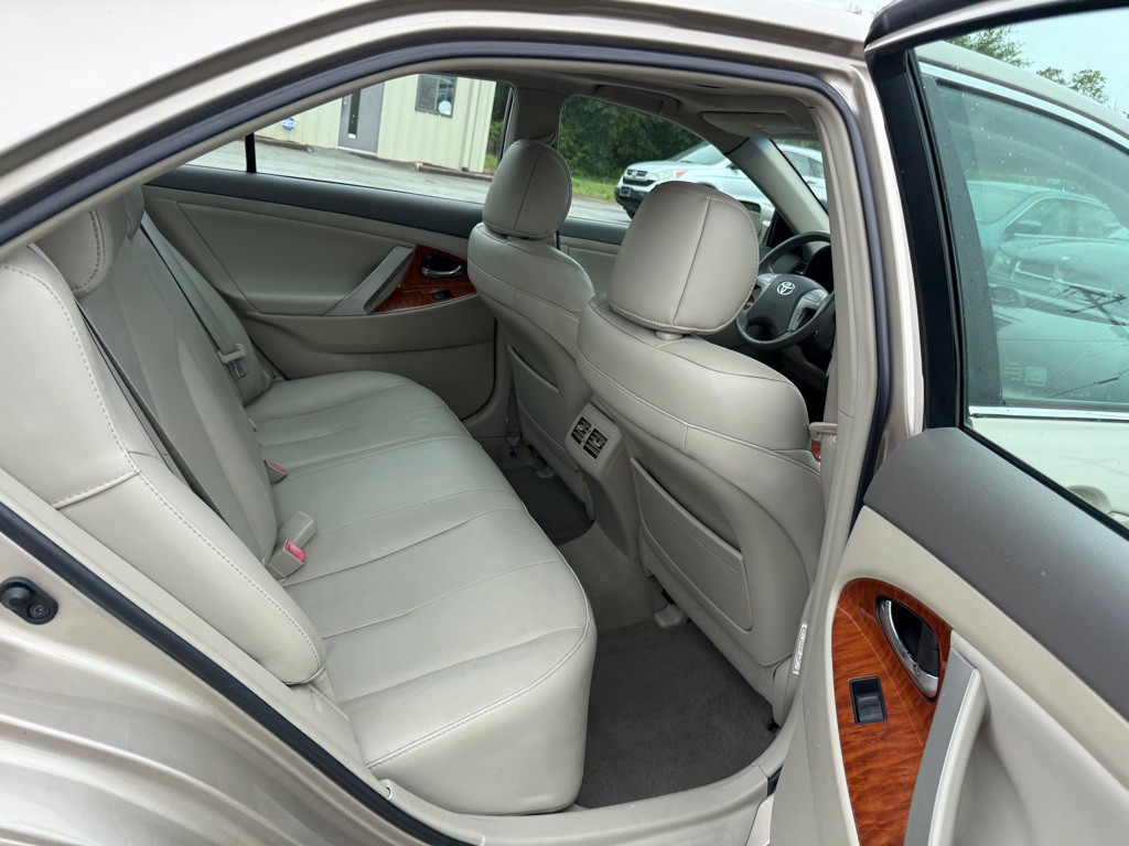 2008 Toyota Camry Image 15