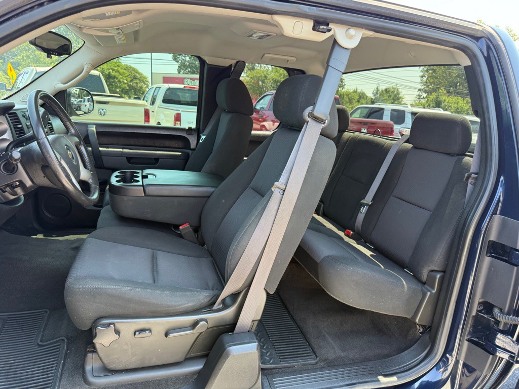 2011 Chevrolet Silverado 1500 Image 9