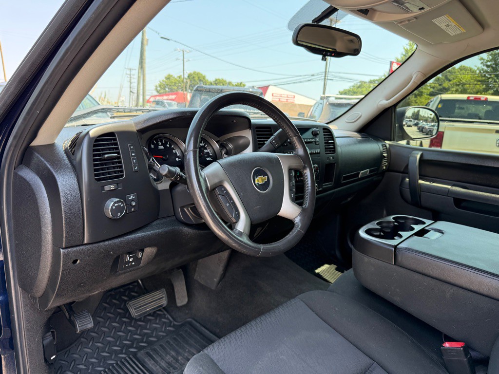 2011 Chevrolet Silverado 1500 Image 10