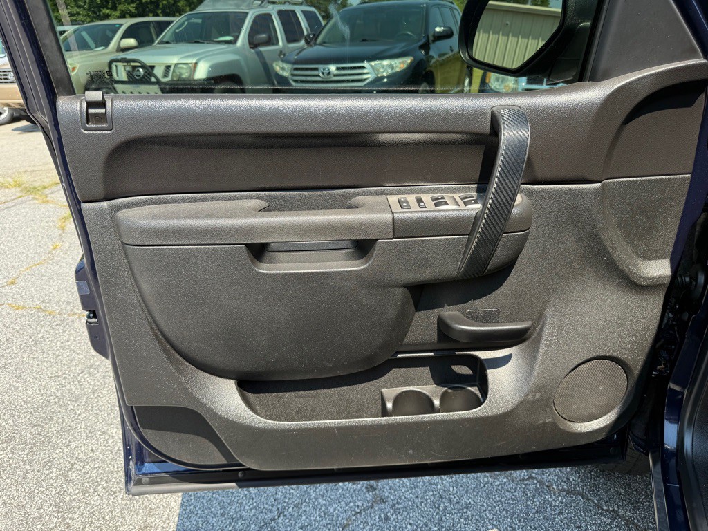 2011 Chevrolet Silverado 1500 Image 12