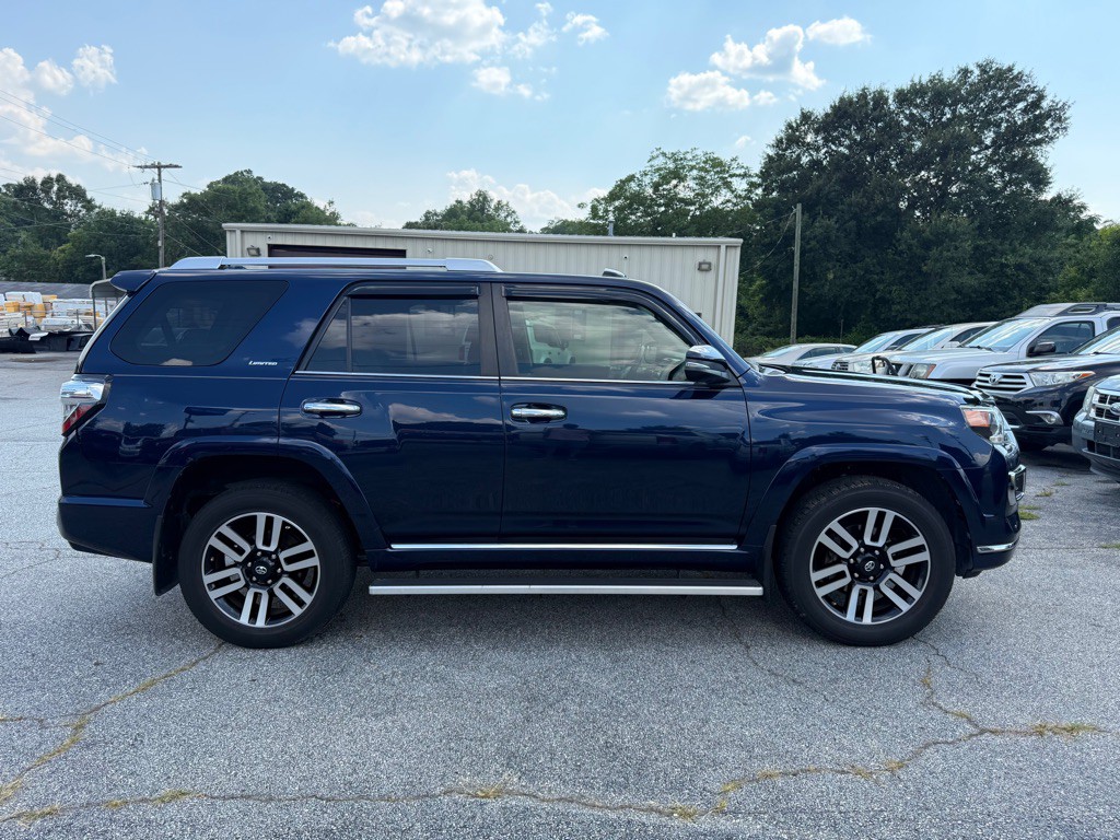 2019 Toyota 4Runner Image 8