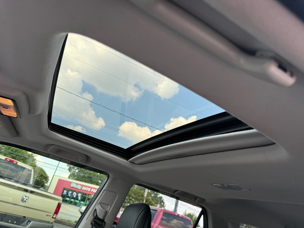 2019 Toyota 4Runner Image 14