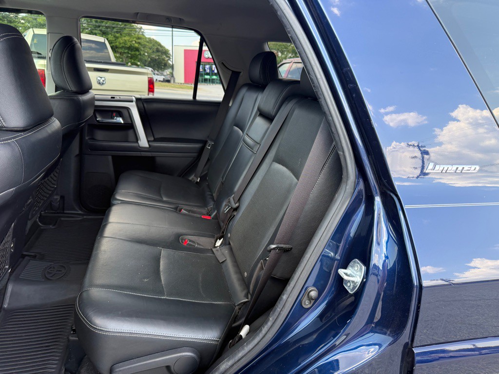 2019 Toyota 4Runner Image 15
