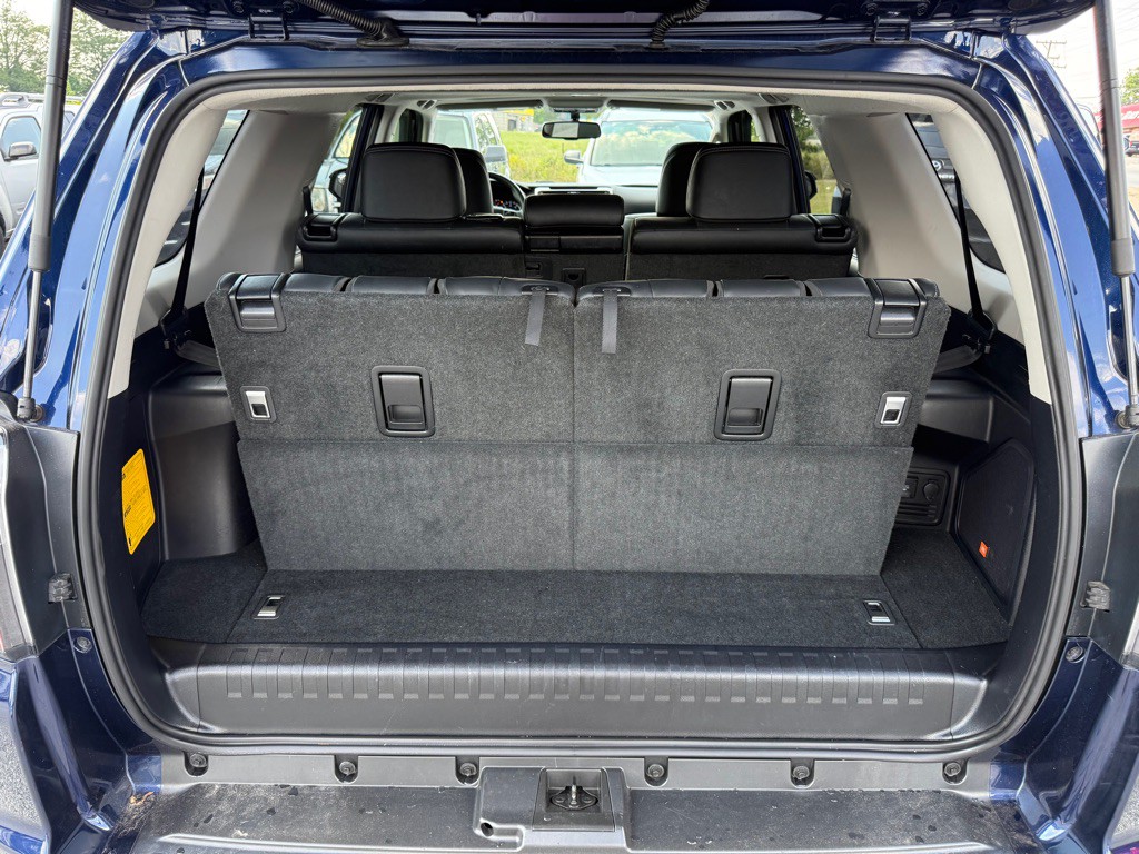 2019 Toyota 4Runner Image 16