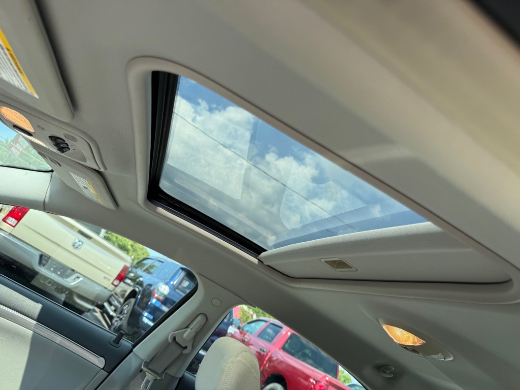 2008 Saturn Aura Image 10