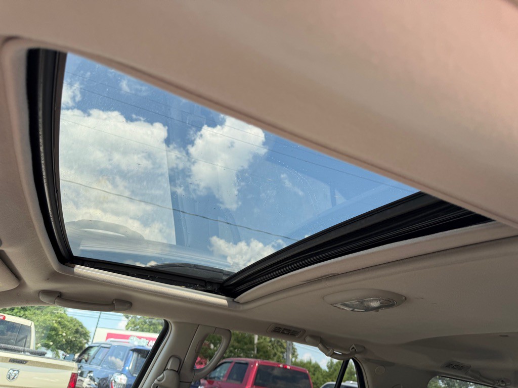 2007 Toyota Sequoia Image 12