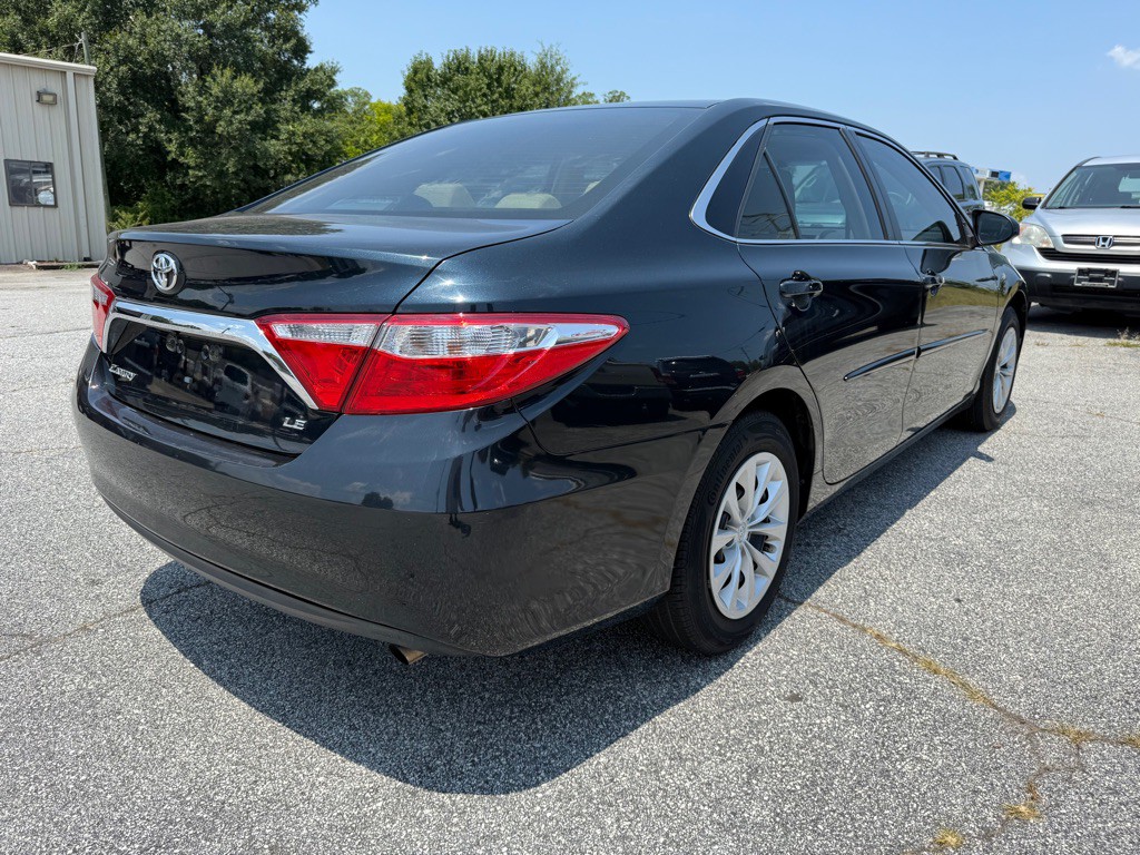 2015 Toyota Camry Image 7