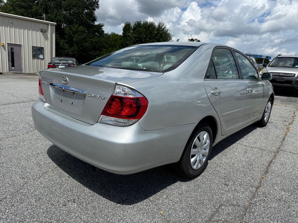 2005 Toyota Camry Image 7