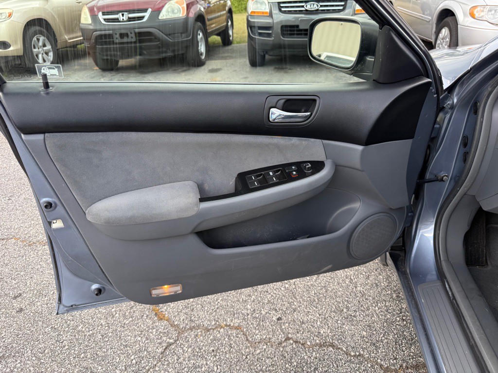 2007 Honda Accord Image 11