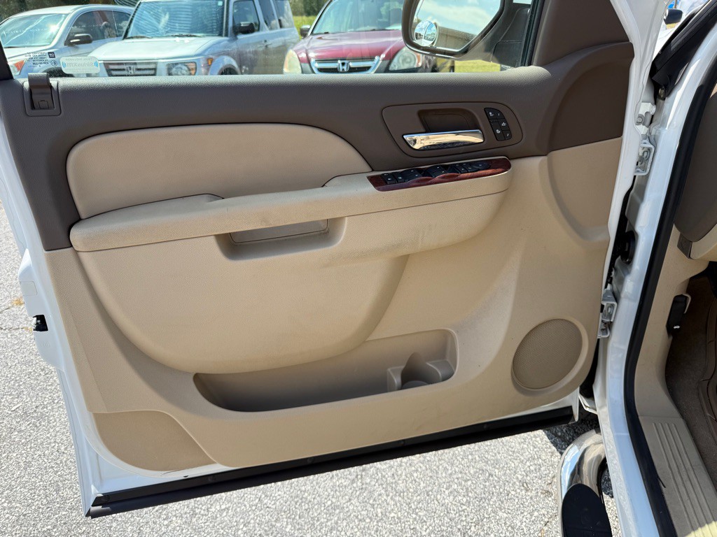 2011 Chevrolet Silverado 1500 Image 12