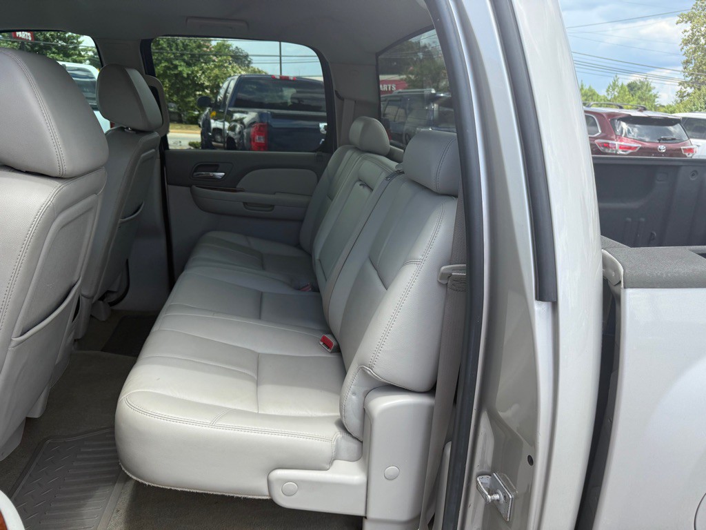 2008 Chevrolet Silverado 1500 Image 12