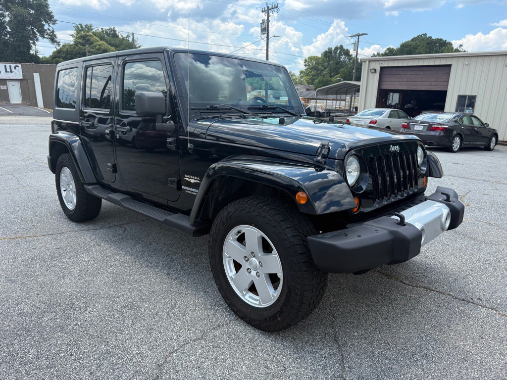 2011 Jeep Wrangler Unlimited Image 3