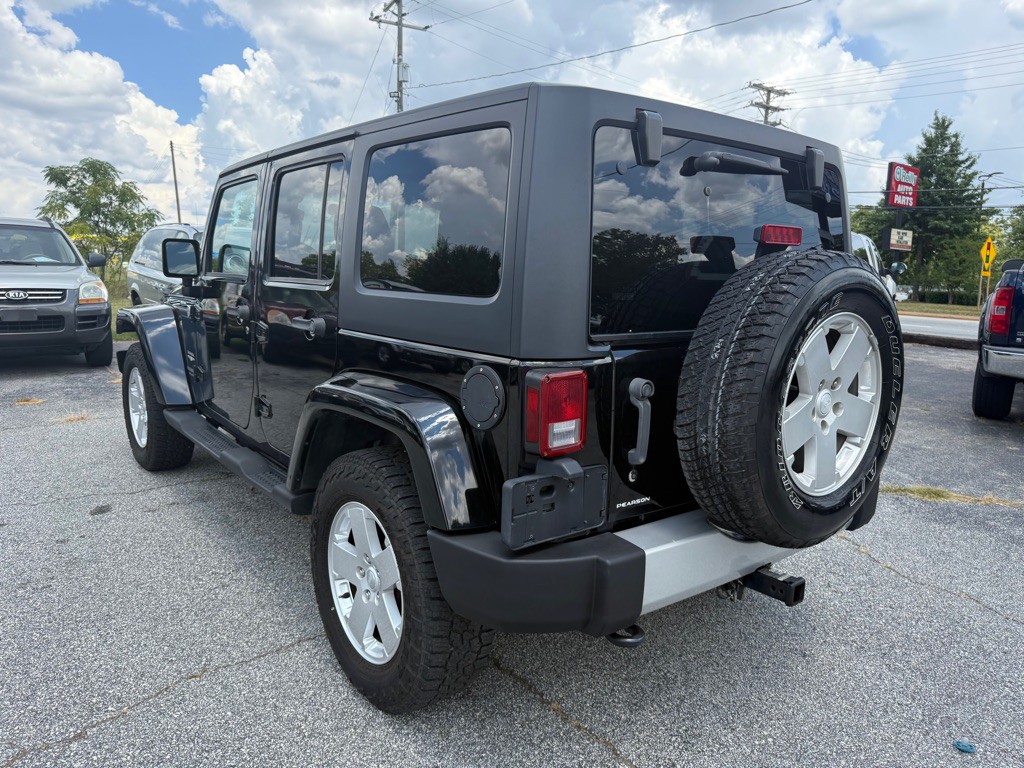 2011 Jeep Wrangler Unlimited Image 5