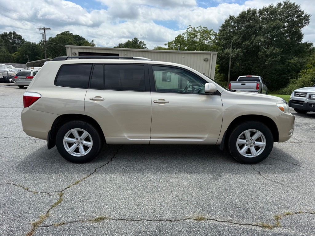 2010 Toyota Highlander Image 8