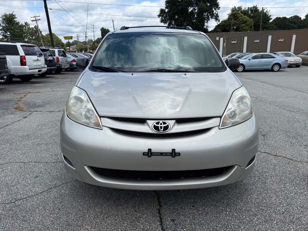 2006 Toyota Sienna Image 2