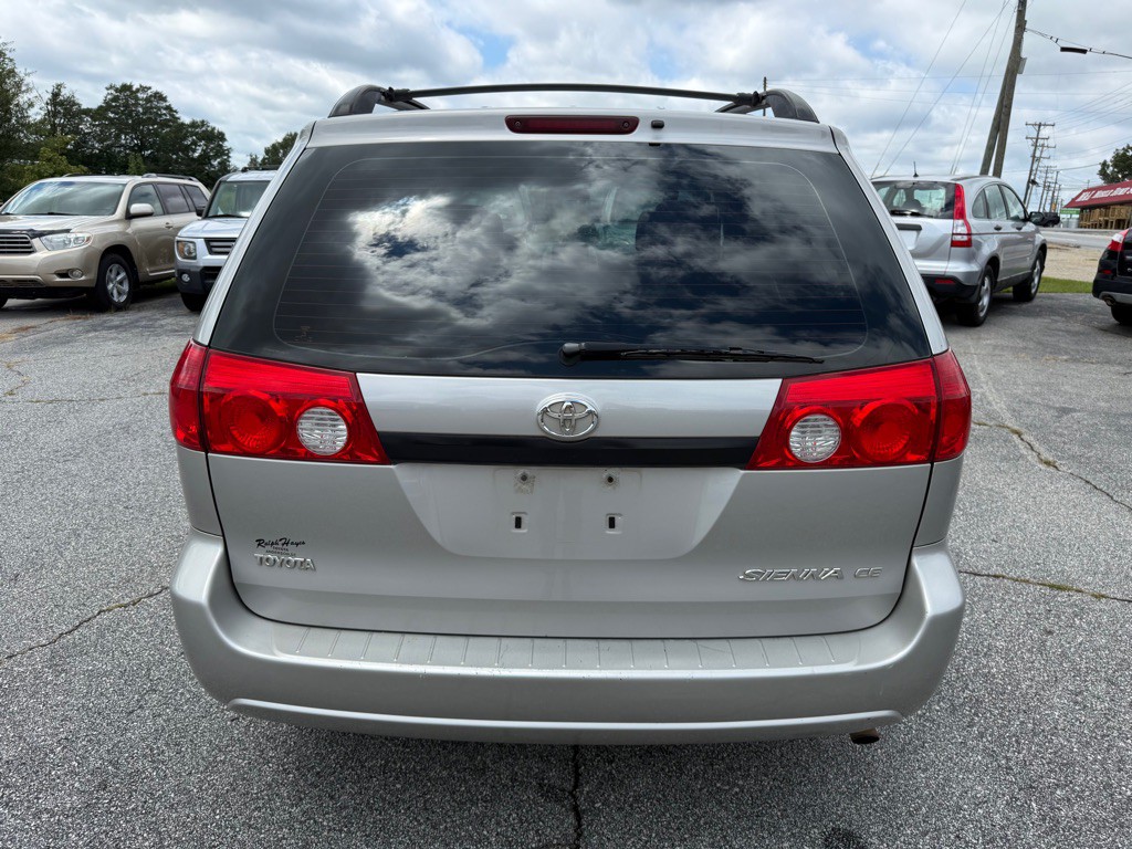 2006 Toyota Sienna Image 6