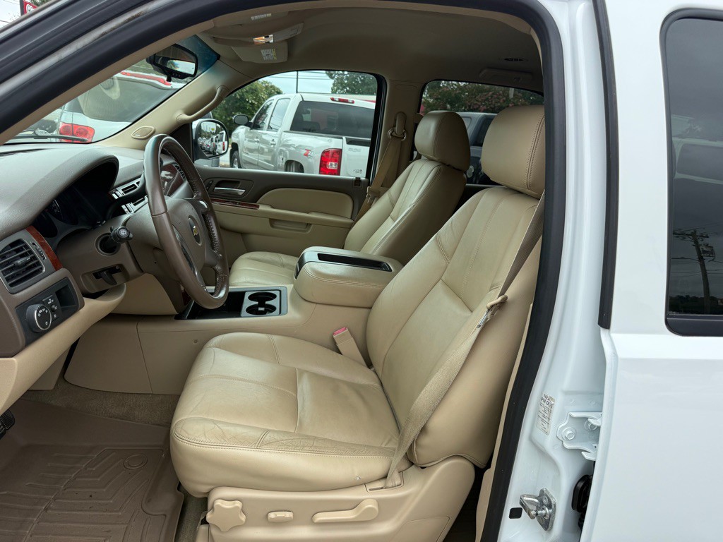 2013 Chevrolet Tahoe Image 9