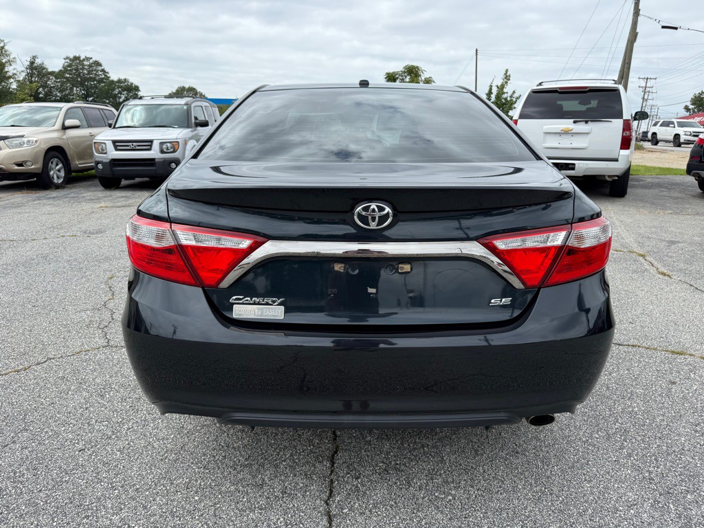 2016 Toyota Camry Image 6