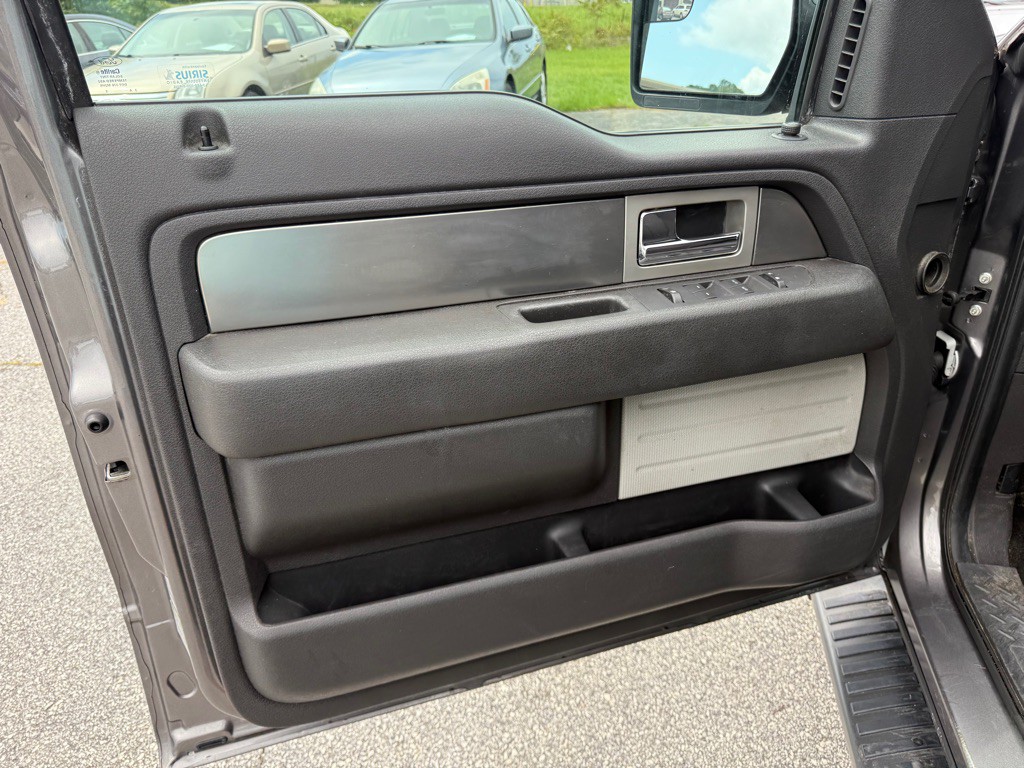 2014 Ford F-150 Image 11