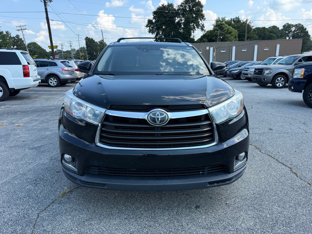 2016 Toyota Highlander Image 2