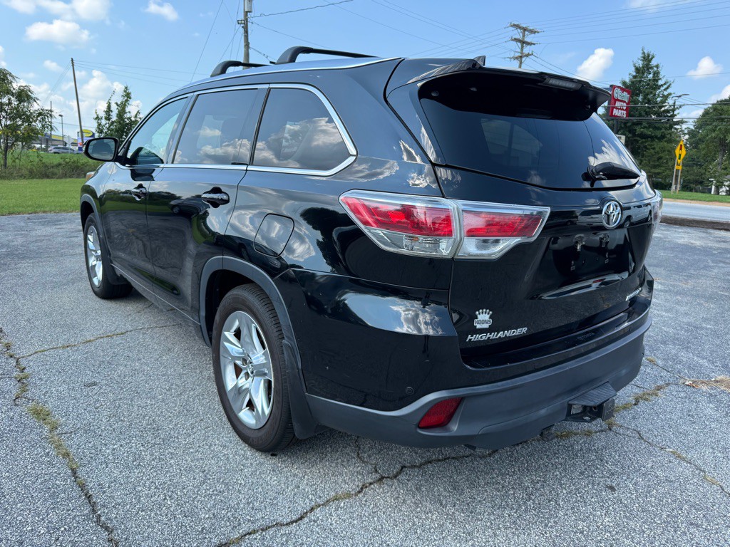 2016 Toyota Highlander Image 5