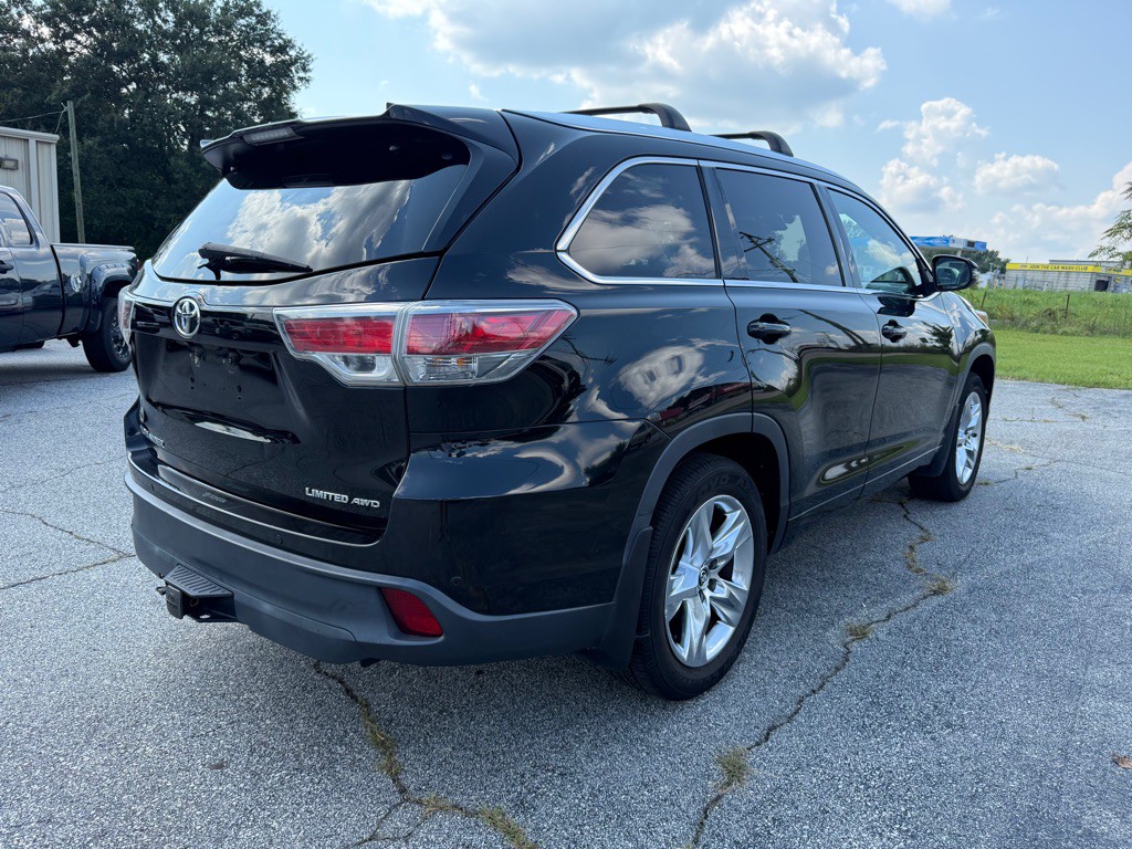 2016 Toyota Highlander Image 7