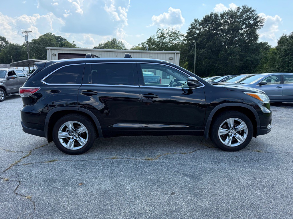 2016 Toyota Highlander Image 8