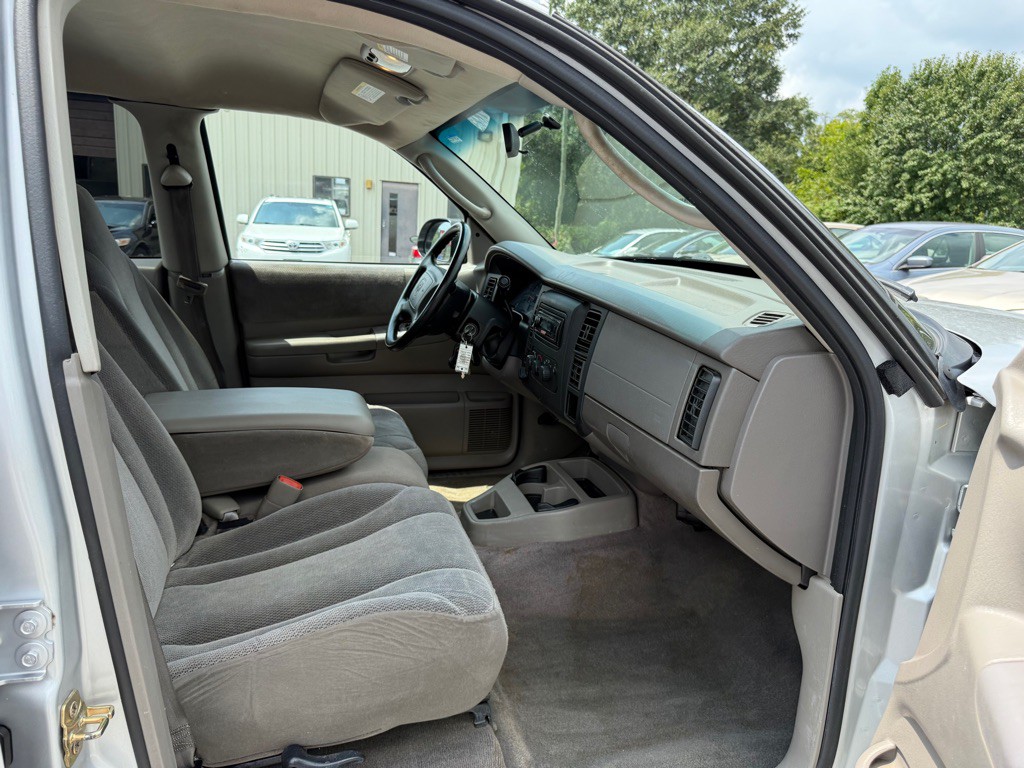 2004 Dodge Dakota Image 14