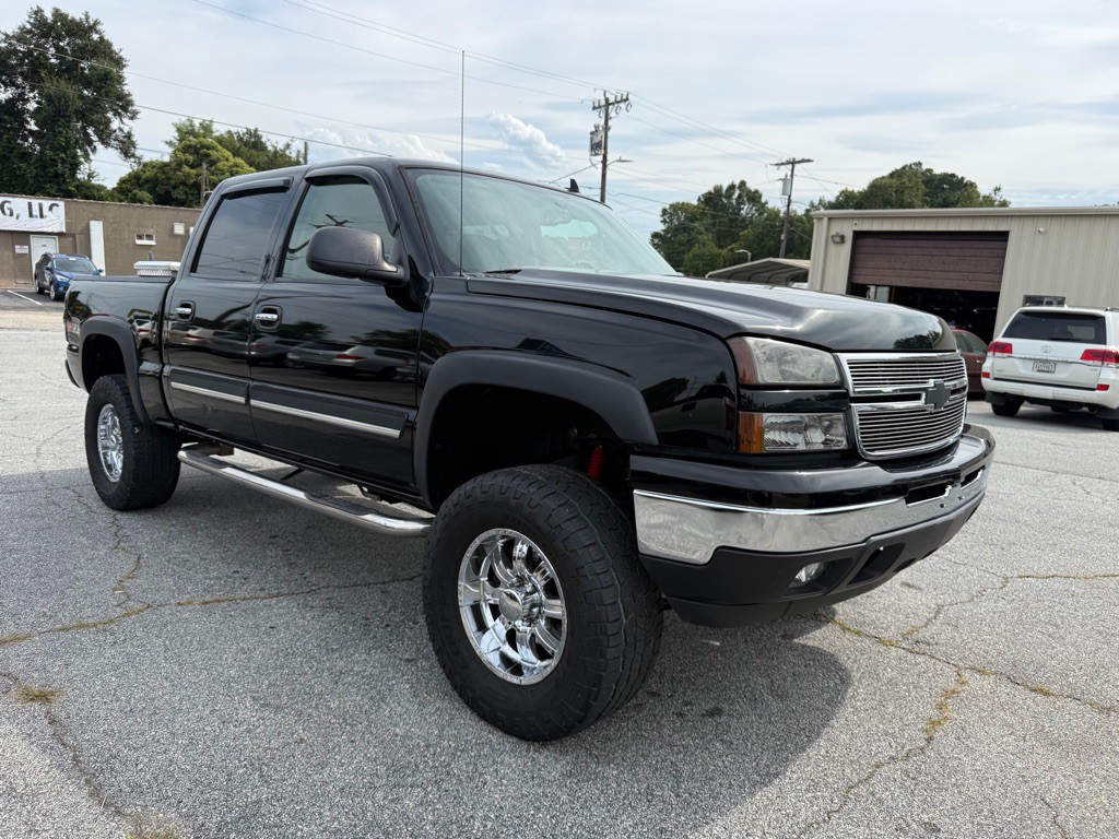 2006 Chevrolet Silverado 1500 Image 3