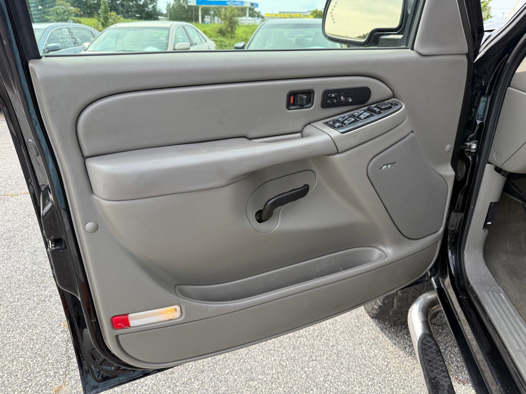2006 Chevrolet Silverado 1500 Image 11