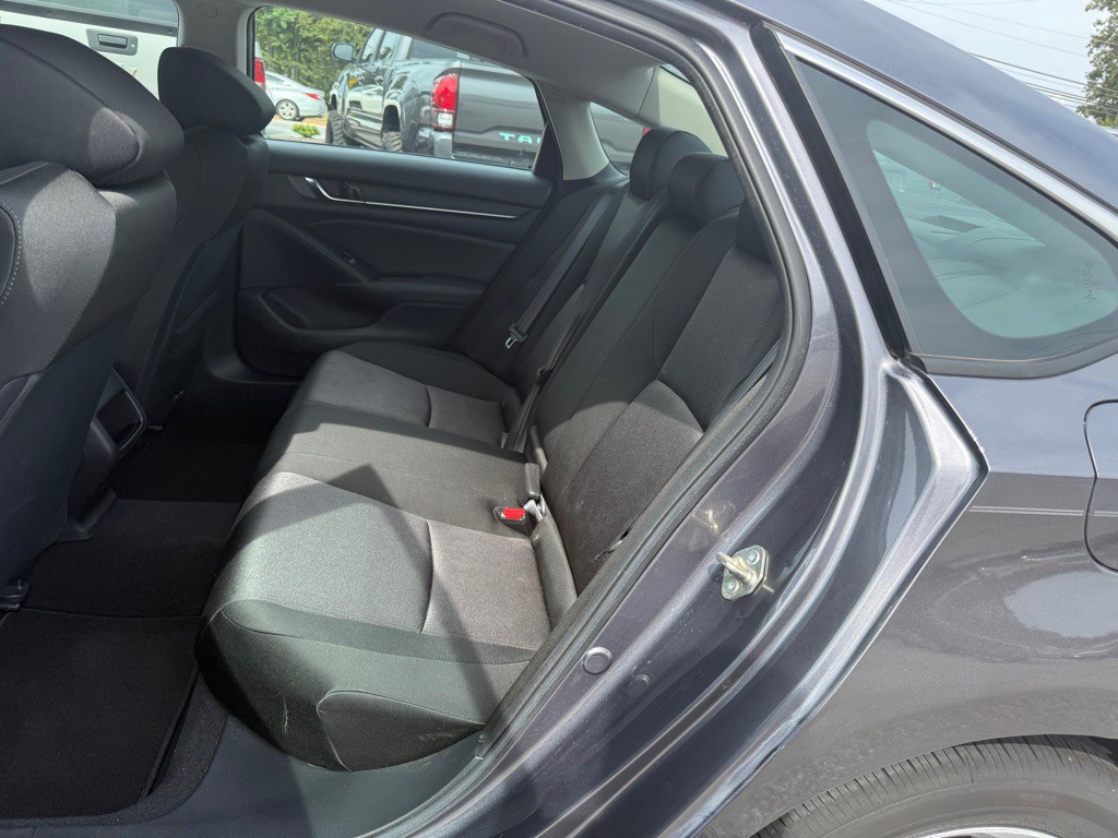 2019 Honda Accord Image 12