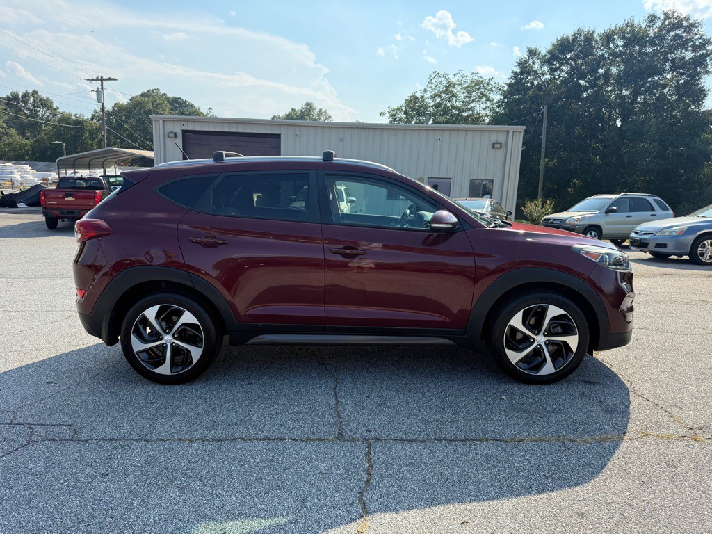 2016 Hyundai Tucson Image 8