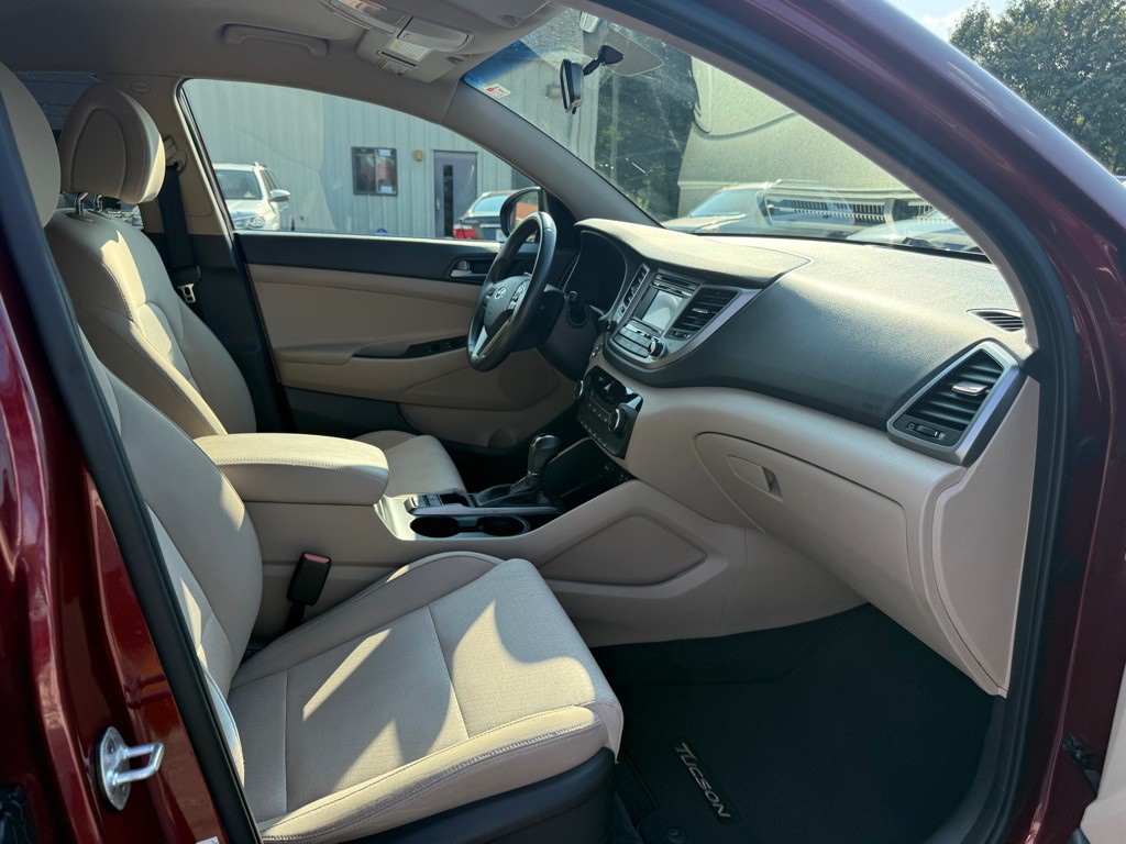 2016 Hyundai Tucson Image 14