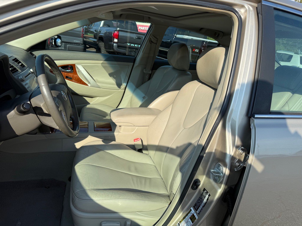 2008 Toyota Camry Image 9