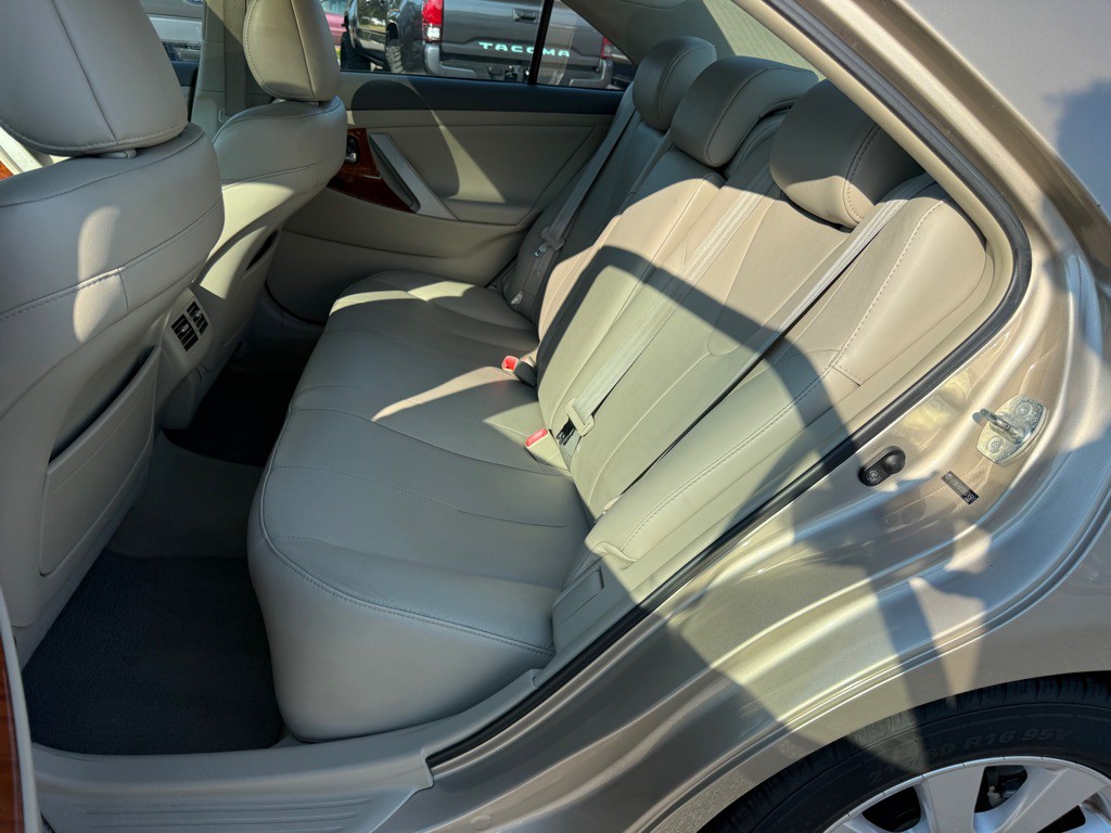 2008 Toyota Camry Image 13