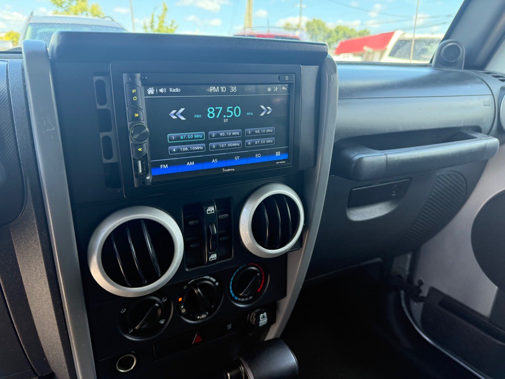 2008 Jeep Wrangler Unlimited Image 11