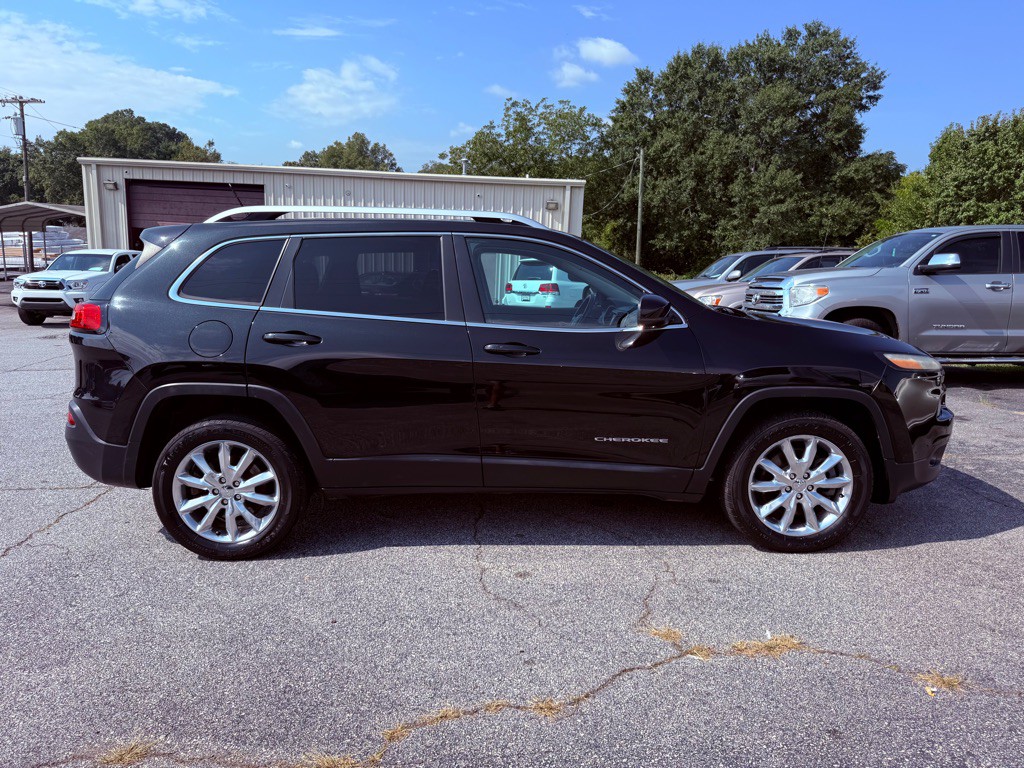 2015 Jeep Cherokee Image 8