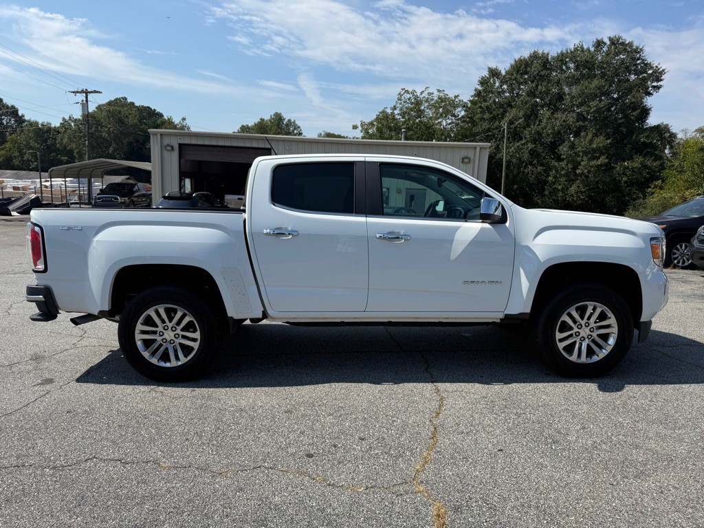 2017 GMC Canyon Image 8