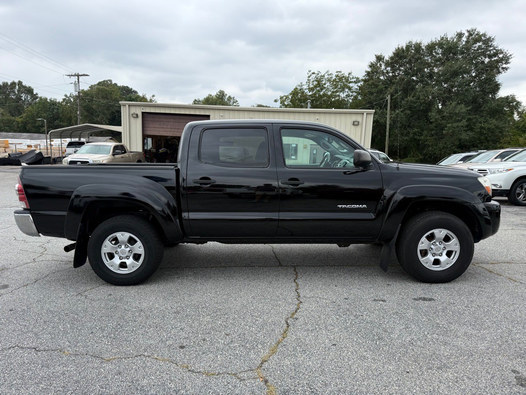 2011 Toyota Tacoma Image 8