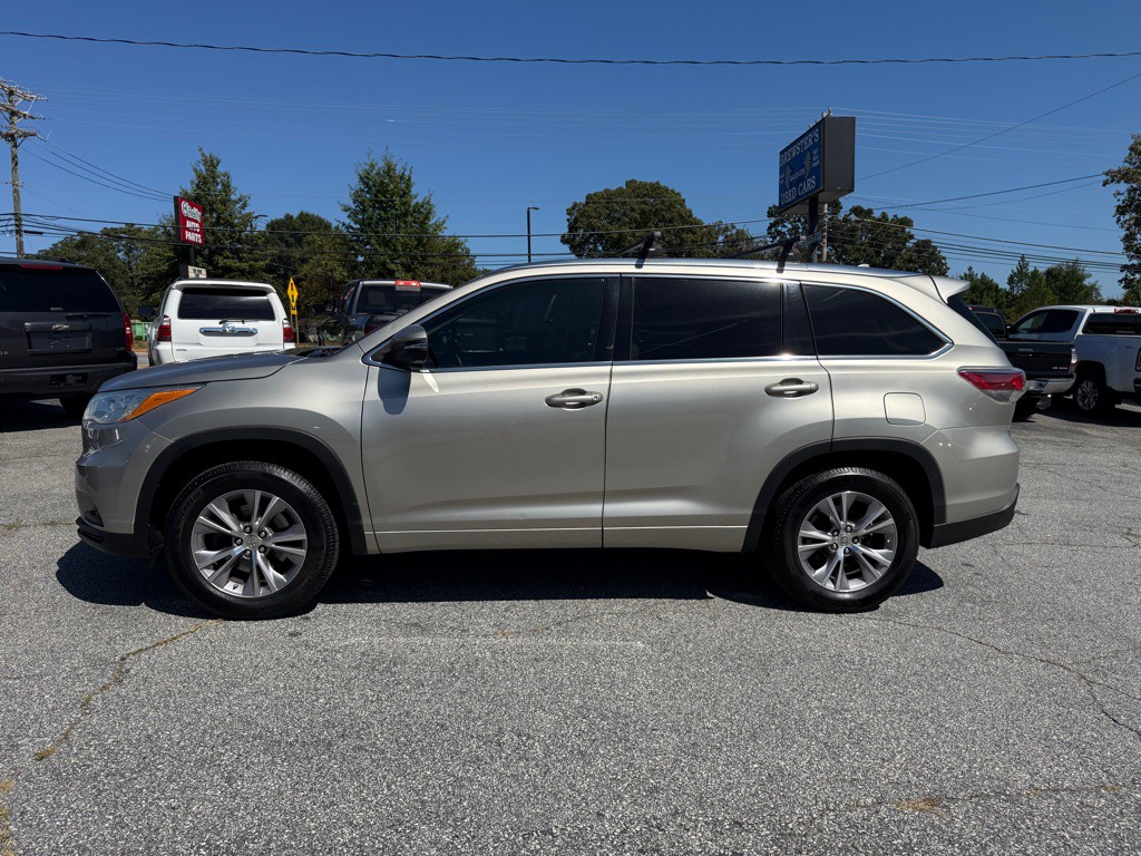 2014 Toyota Highlander Image 4