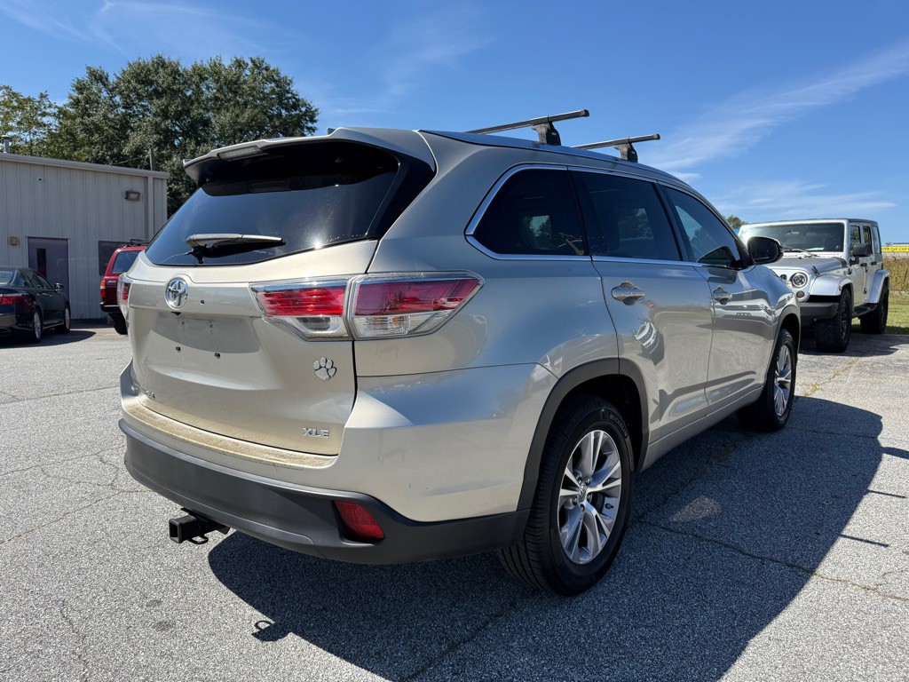 2014 Toyota Highlander Image 7