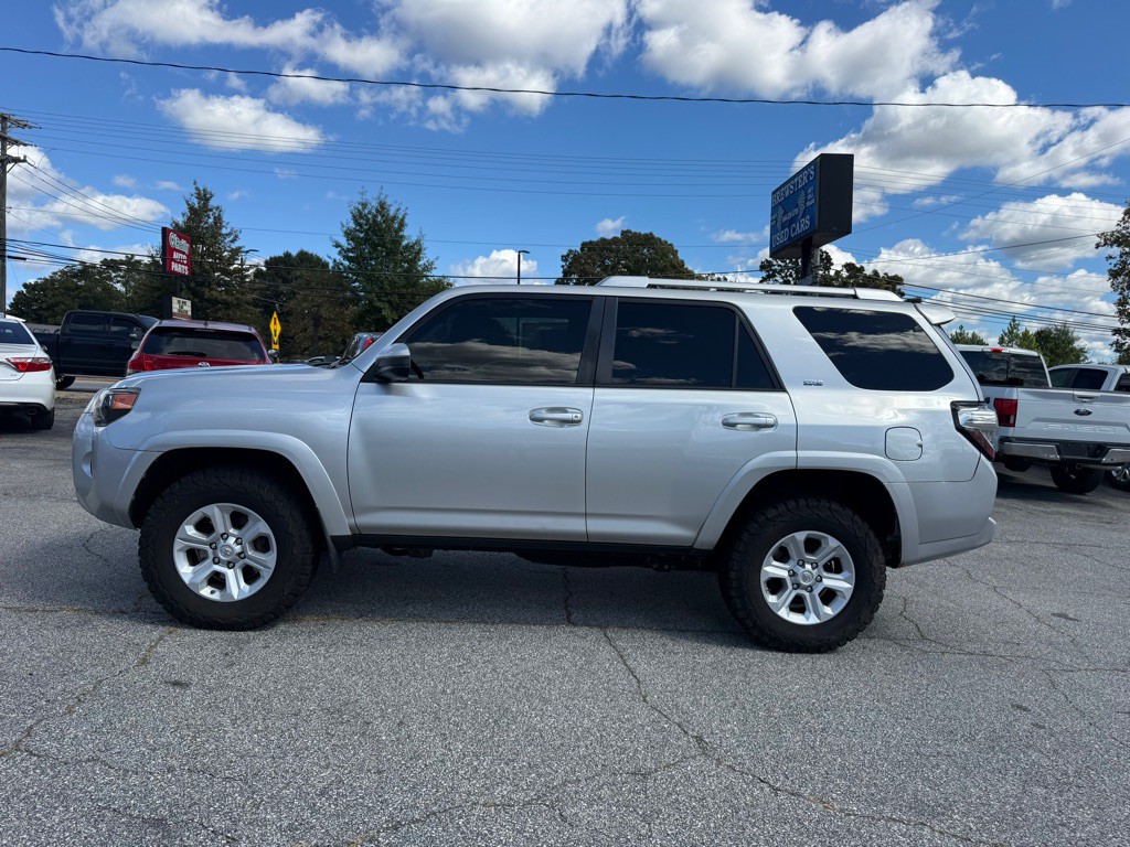 2016 Toyota 4Runner Image 4