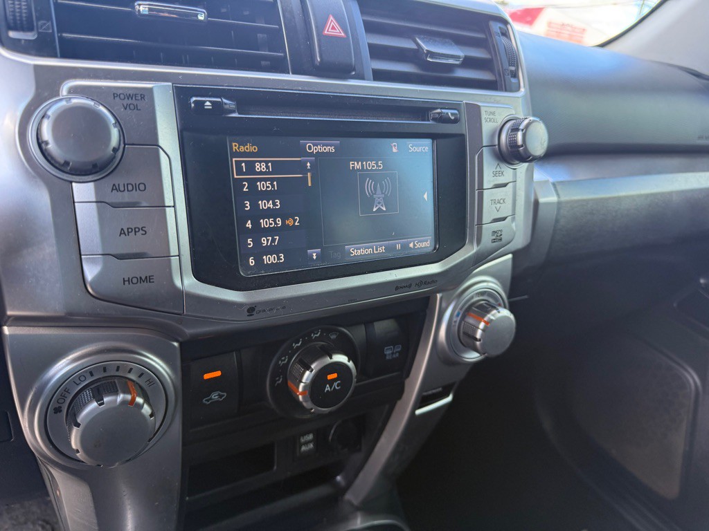 2016 Toyota 4Runner Image 11