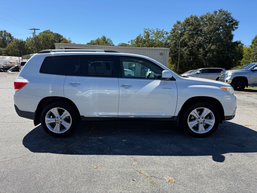 2011 Toyota Highlander Image 8