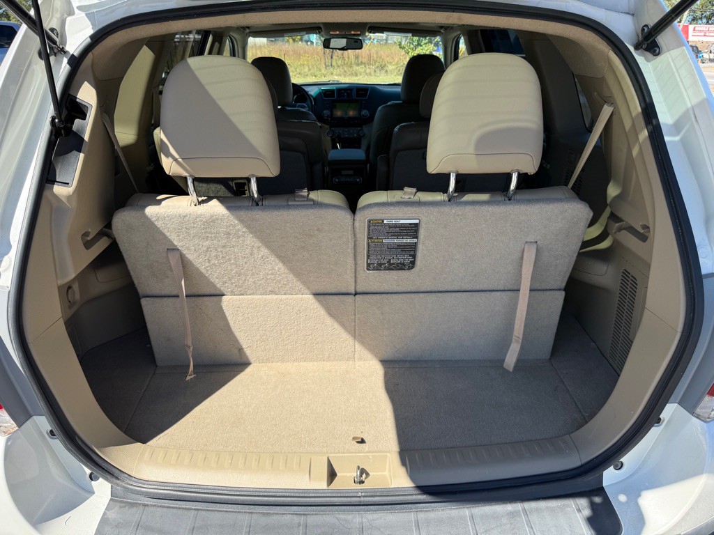 2011 Toyota Highlander Image 15