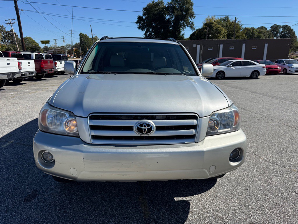 2005 Toyota Highlander Image 2
